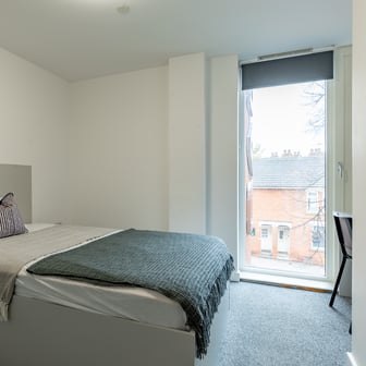 2 Bedroom Apartment - Image 2